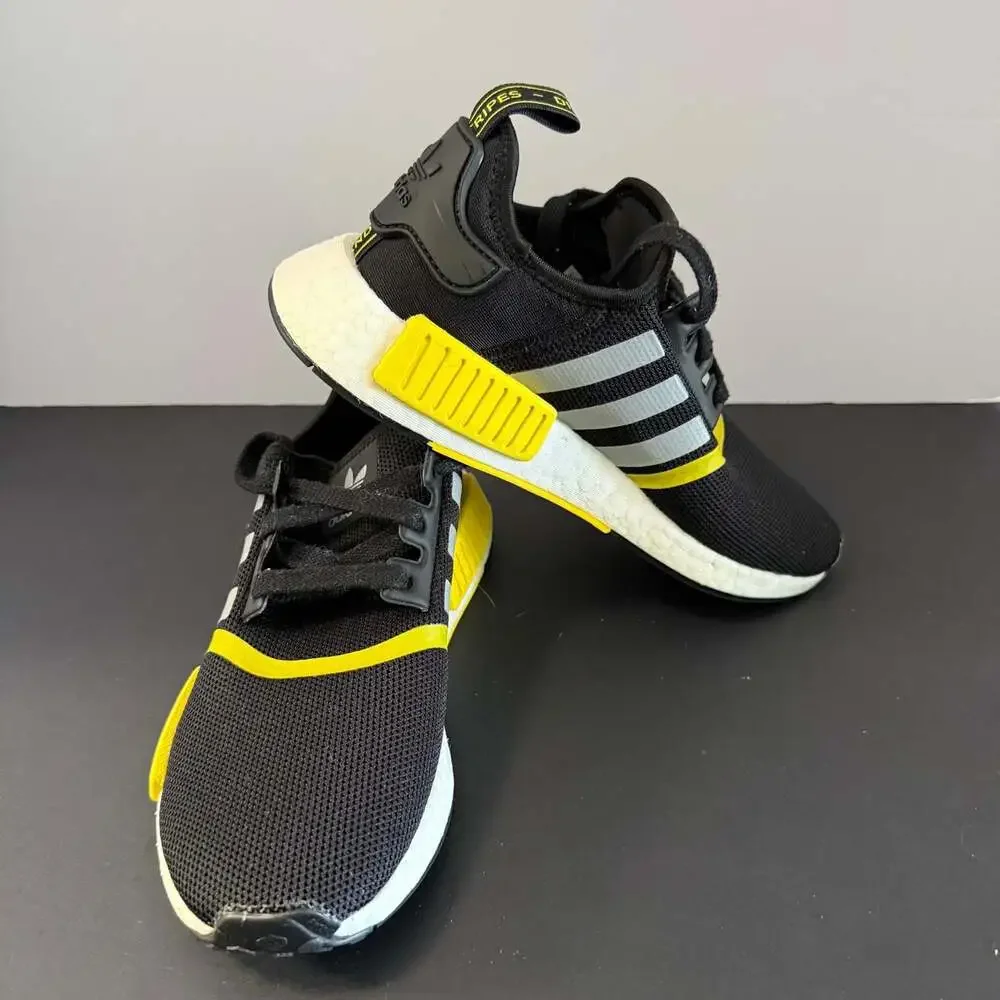 Adidas NMD‎ R1 Black Solar Yellow GV7183 Size 5.5